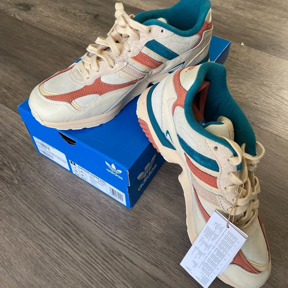 Adidas X END. Torsion Super "EQUALS" Sz.7(Mens)/8.5(Womens)